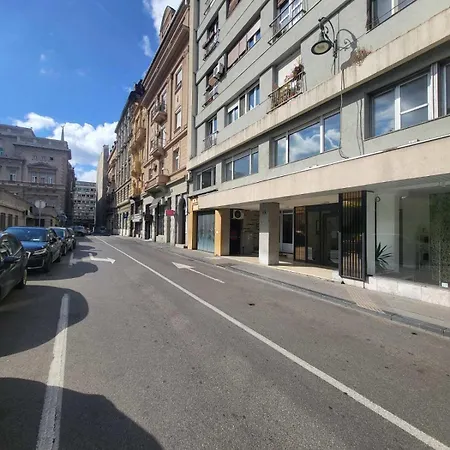 Sweet House Parlament 베오그라드