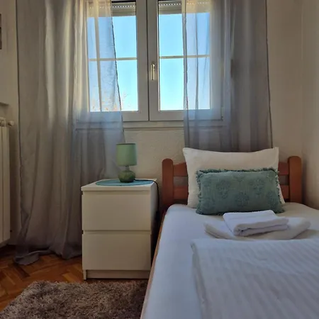 Sweet House Parlament 아파트 베오그라드