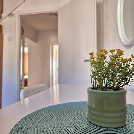 Sweet House Parlament Apartment