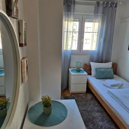 아파트 Sweet House Parlament