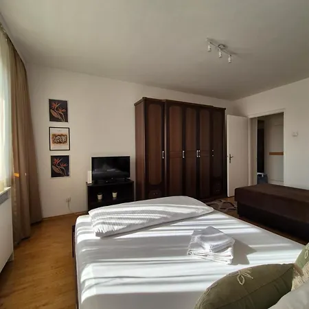 Sweet House Parlament * 베오그라드